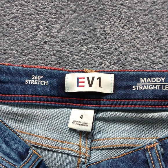 Jeans - Picture 2 of 6